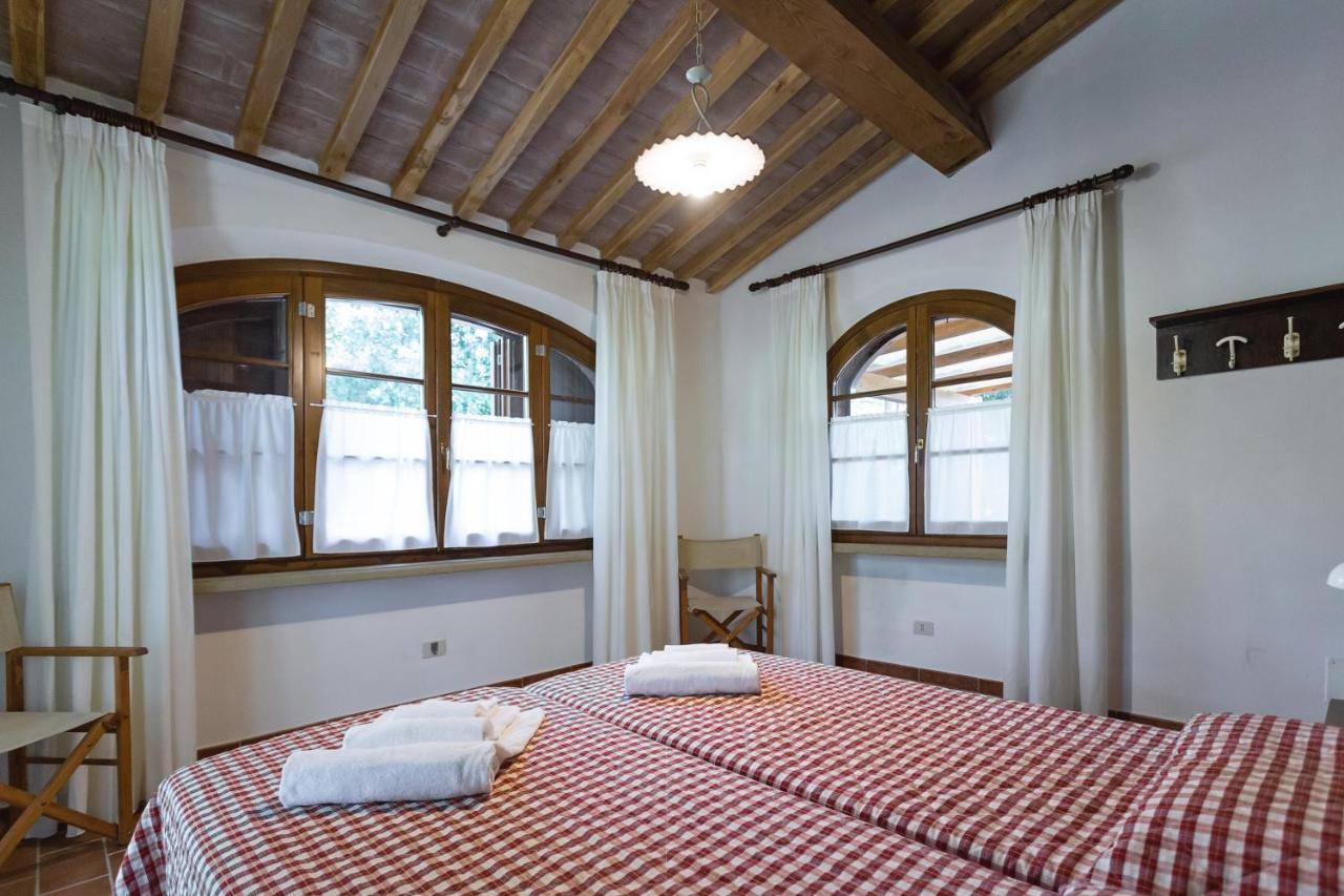Cottage Il Gabbro มอนเตสกูดาโย ภายนอก รูปภาพ